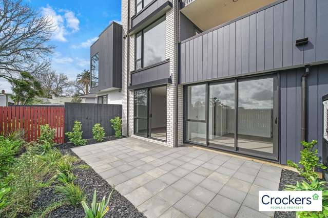 Modern Parkside Living in Central Te Atatū South – Brand-New Apartment