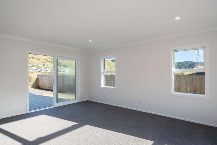 55 Crompton Avenue_5