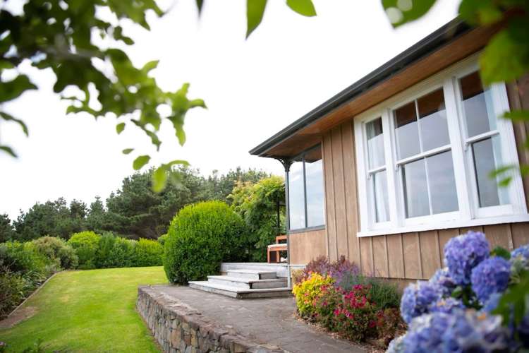 300b Whaanga Road Raglan_1