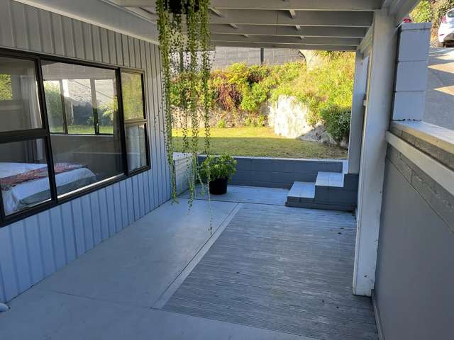 1/77 Shakespeare Road Bluff Hill_3