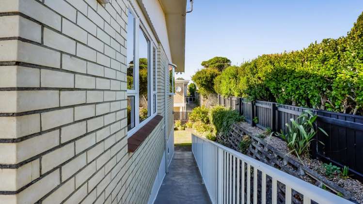 13B Hine Street New Plymouth Central_14