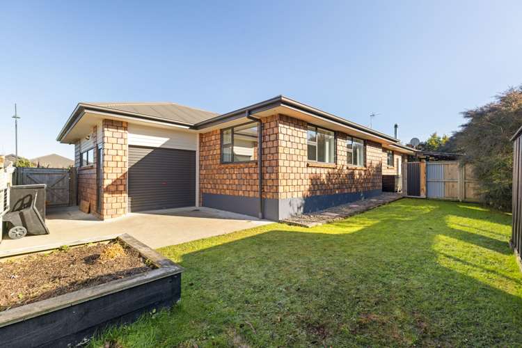 6 Galea Grove Kelvin Grove_31