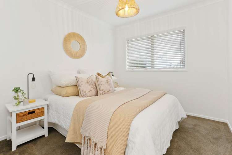 52 Peverill Crescent Papatoetoe_11