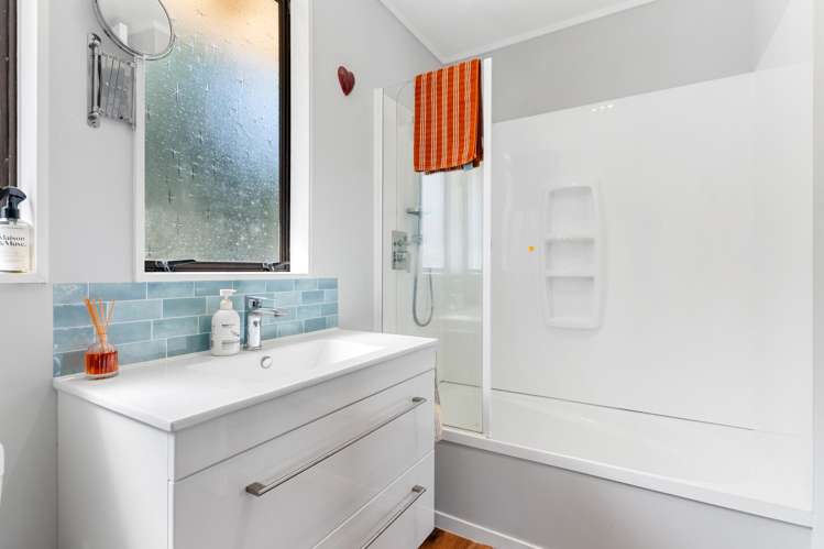 32 Owhiti Street Titahi Bay_7