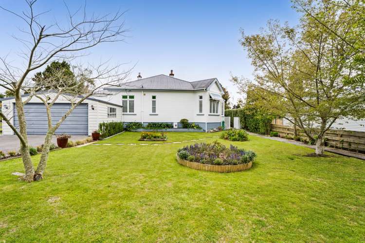 20 Pembroke Road West Stratford_29