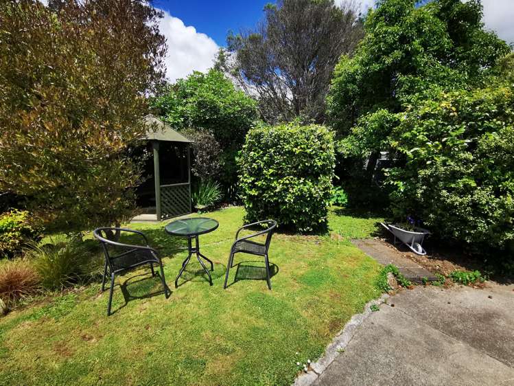 8 Madrid Street Dannevirke_22