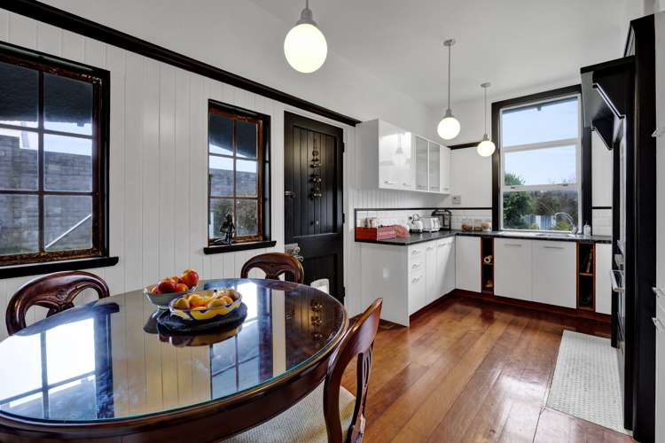 58 South Road Manaia_6