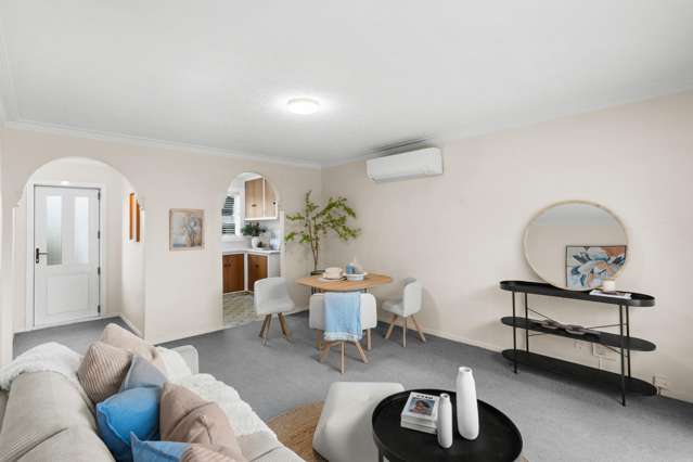 1/18 Sawtell Place Northcote_2
