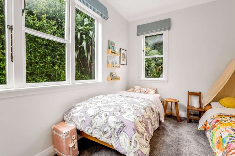 73 Sunshine Avenue Karori_13