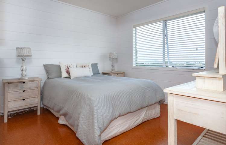 127 Bruce Wallace Place Whangamata_11