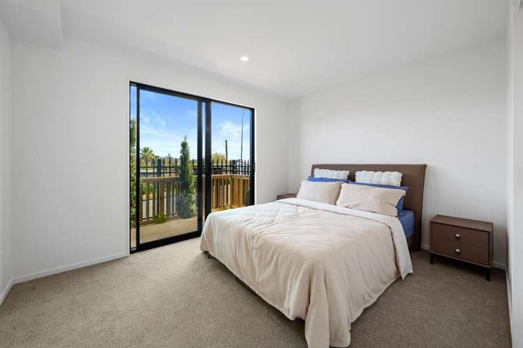 Lot 2-4/42 Captain Scott Road Glen Eden_15