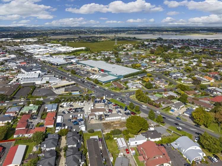 160-162 Great South Road Takanini_5