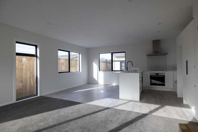 82-84 Gibbons Street Ebdentown_2