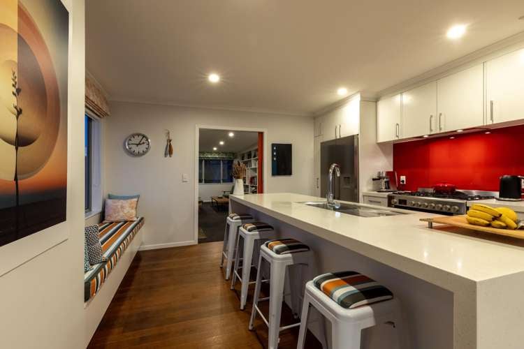 80 The Esplanade Raumati South_16