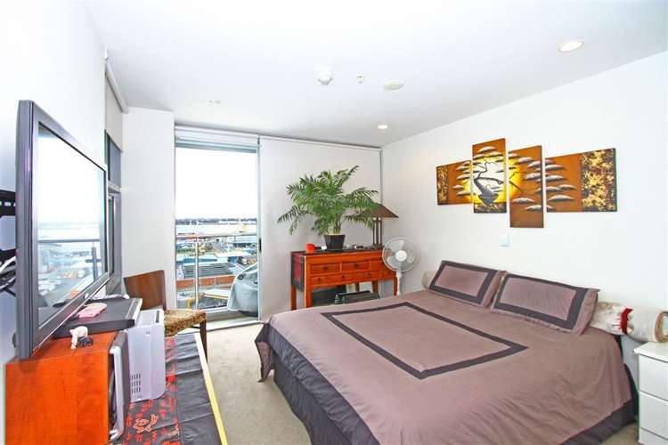 1204/30 Beach Road Auckland Central_7