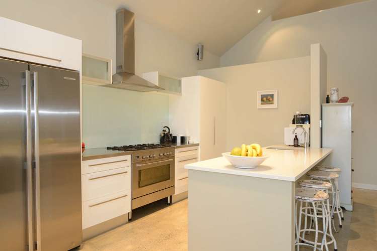 111 Green Road Dairy Flat_16