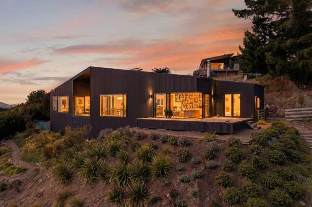 18 Doris Faigan Lane Charteris Bay_4