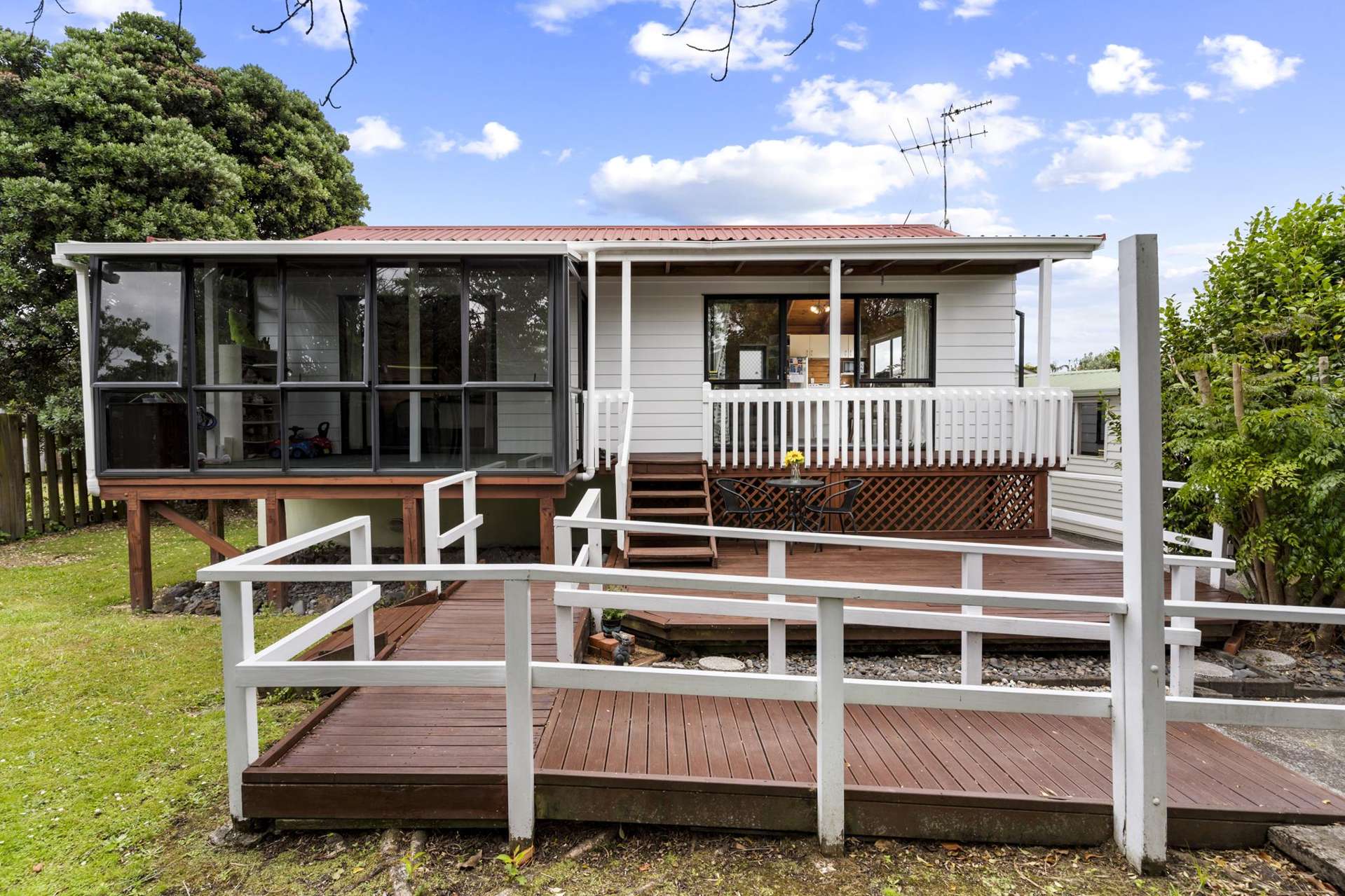 2/4 Campbell Place Papakura_0