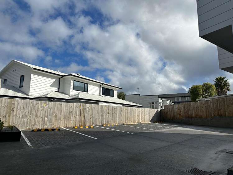 C/345 Great South Rd Greenlane_11