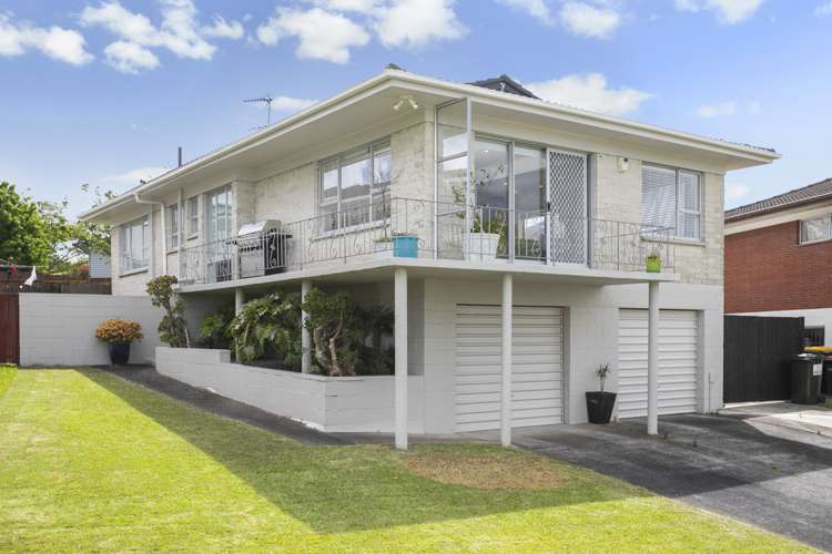 6 Bodi Place Te Atatu South_13