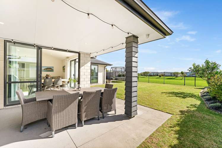 35 Harding Drive Papamoa Beach_2
