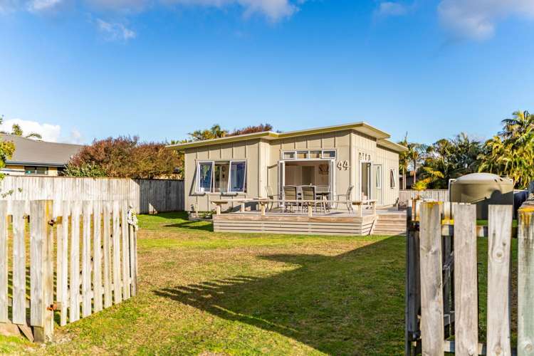 44 Seabreeze Road Mangawhai Heads_1