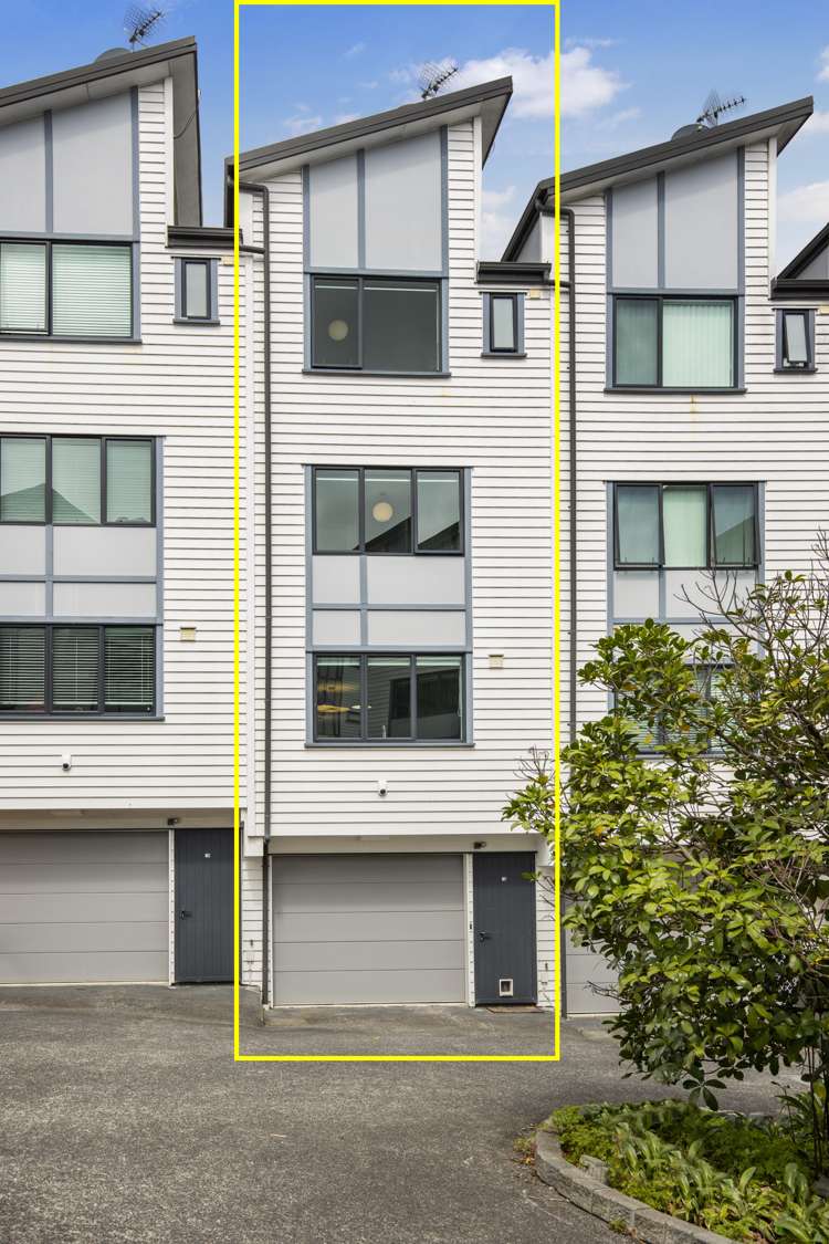 72 Norwood Drive Flat Bush_15