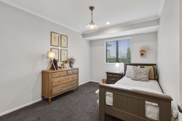 5 Aratia Way Richmond_13