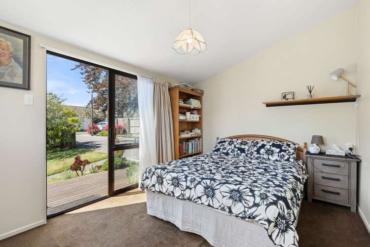 188 Gayhurst Road Dallington_18