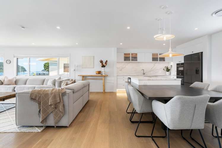 101 Esplanade Drive Whangamata_10