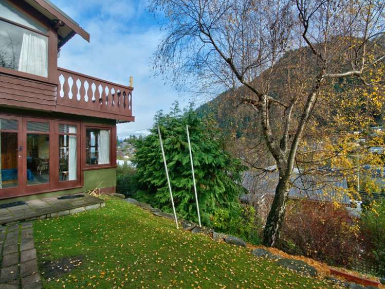 118 Hallenstein Street Queenstown_14