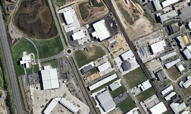 37 Earthmover Crescent Te Rapa_2