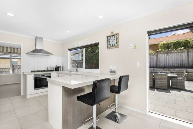 14 Nicholas Road Somerville_3