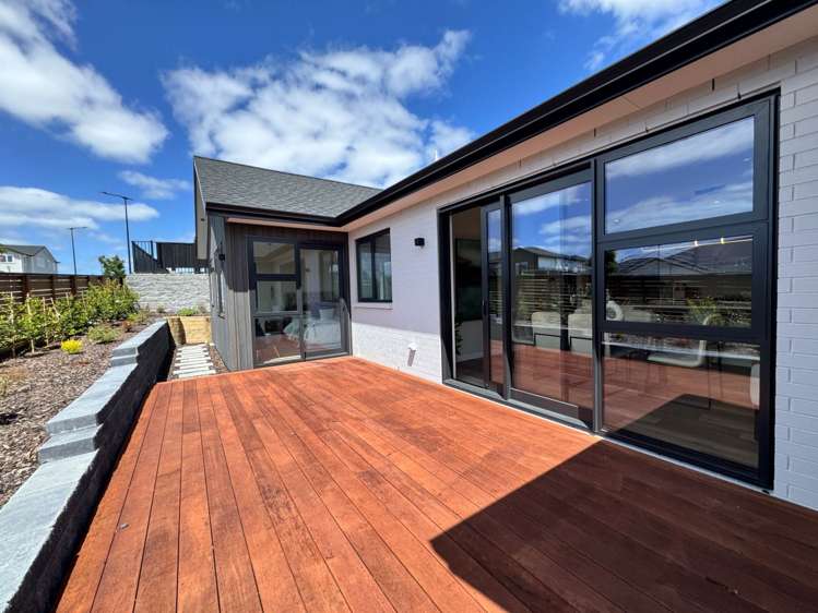 35 Tukutata Crescent_2