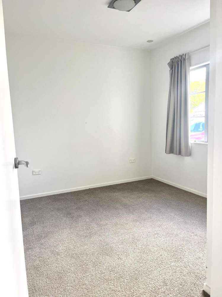 64/232 Middleton Road Churton Park_13