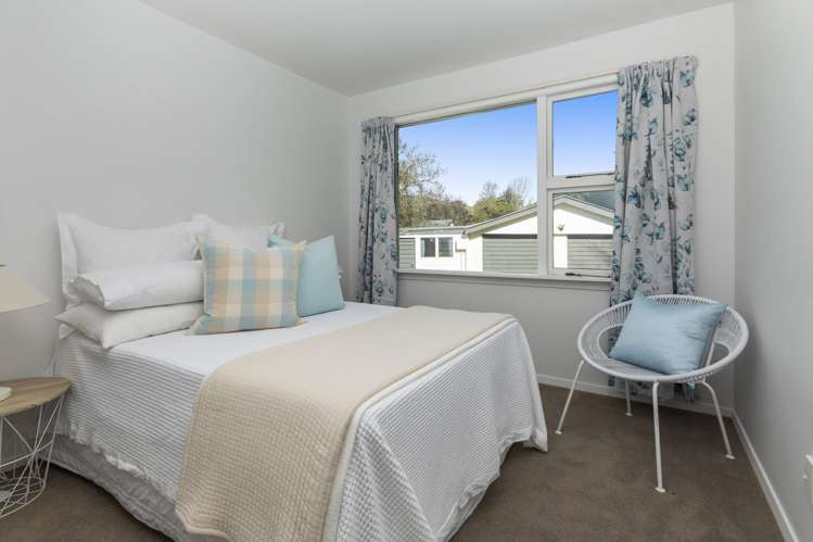 39 Hurunui Street Cracroft_11