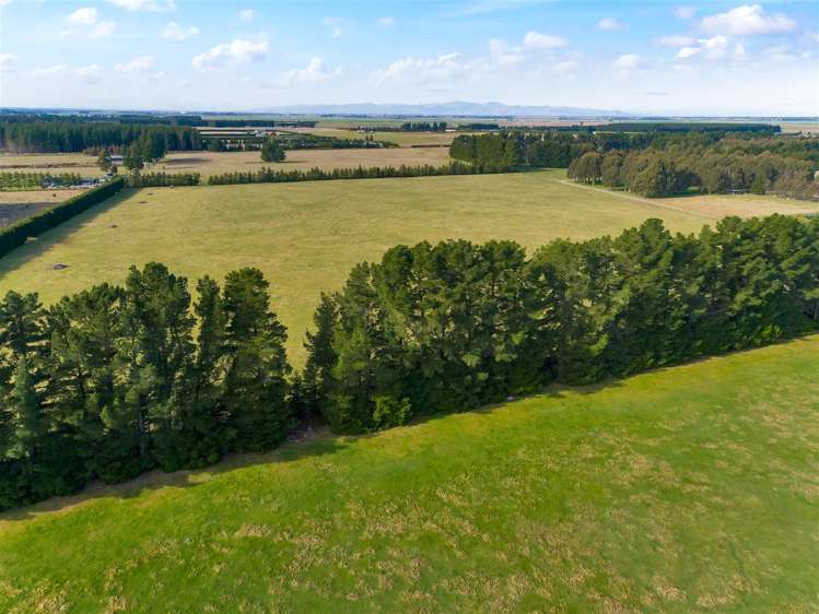 742 Downs Road West Eyreton_28