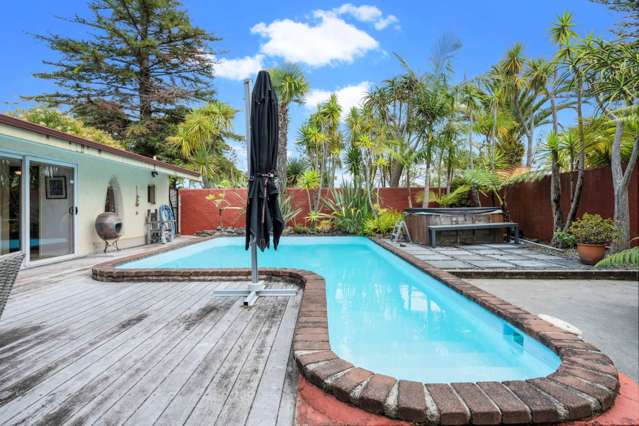 21 Roland Road Greenhithe_3