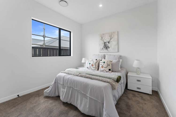 74 Huanui Drive Orewa_14