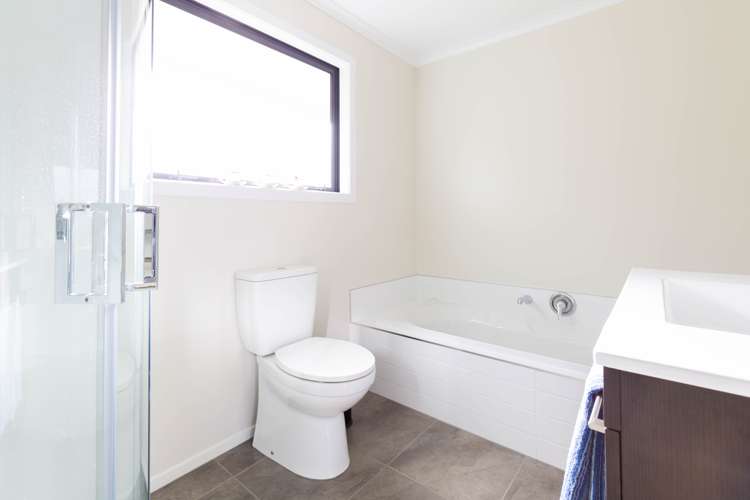 6 Olivias Place Stoke_10