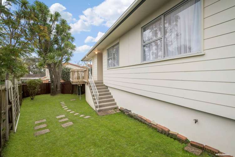 1/52a Weldene Avenue Glenfield_14