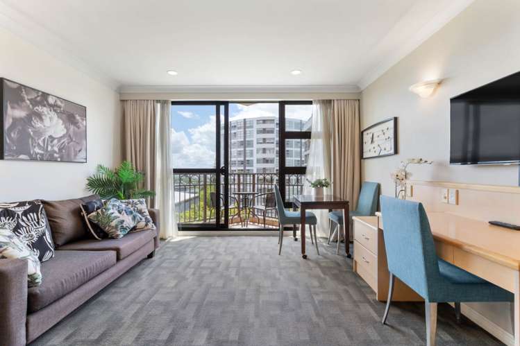 6E/100 Greys Avenue_2