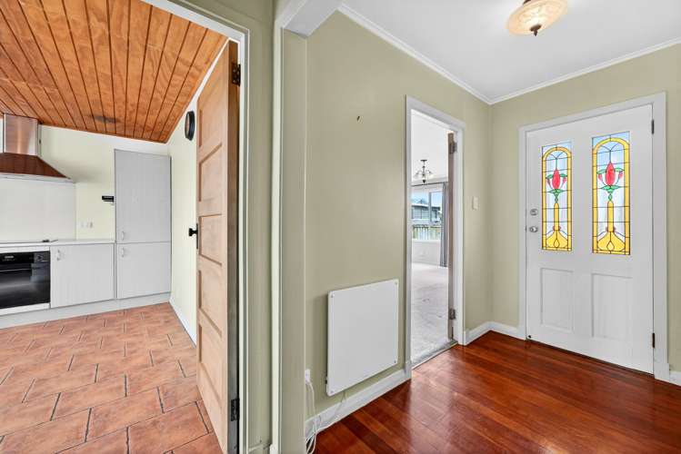 19 Buchanan Road Kingseat_7