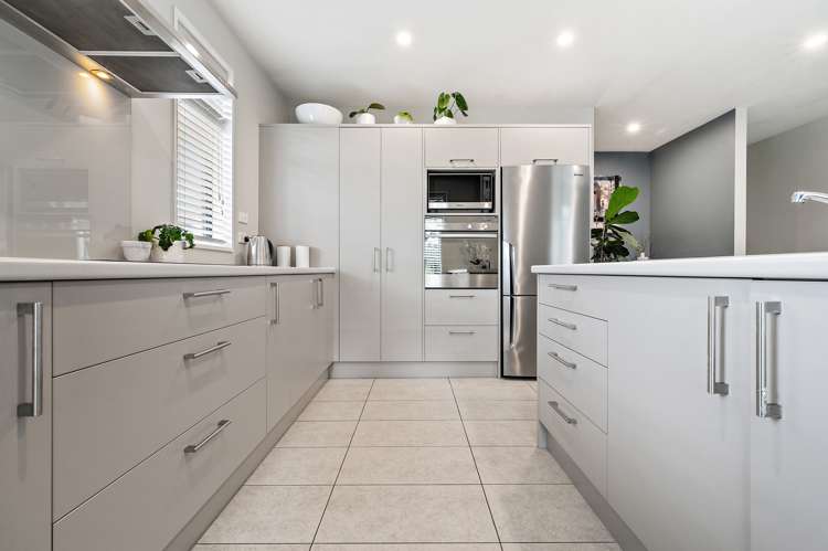 63 Rushmore Drive Belfast_10