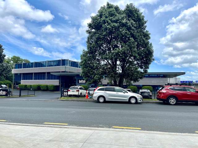 928M² TWO-LEVEL OFFICE FOR LEASE