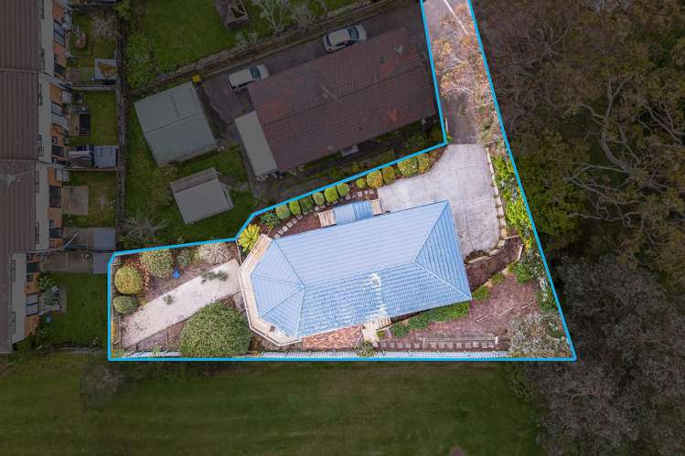 1b Triangle Road Massey_22