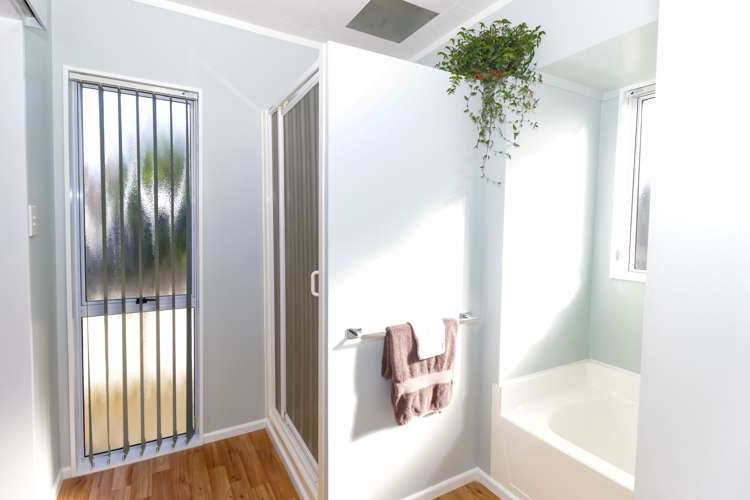 4 Emmerdale Mews Highbury_11