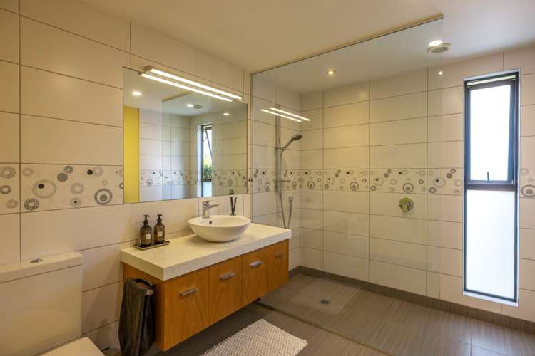 1 Kennedy Point Road Surfdale_21