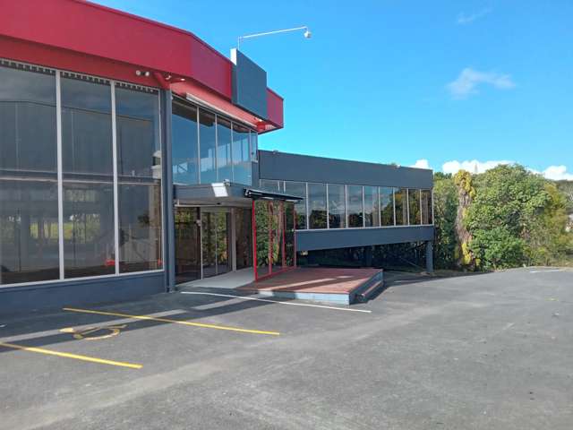 Unit A/13 Link Drive Wairau Valley_2