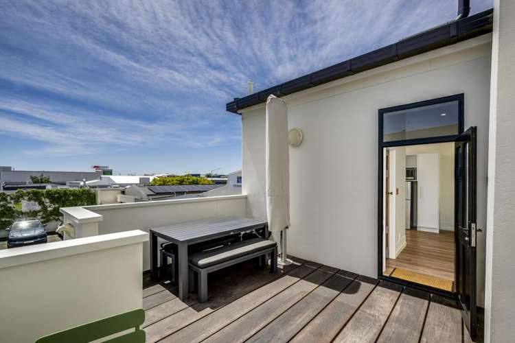 124 Queen Street East Hastings Central_12